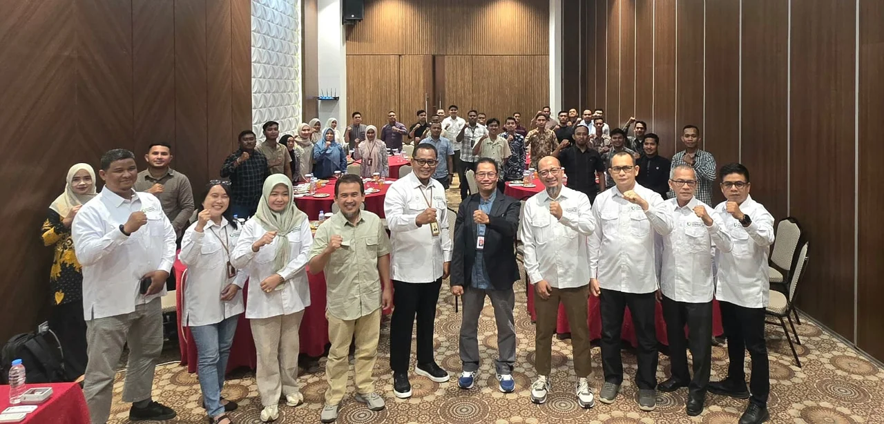 Kepala OJK Daddi Peryoga Buka Kegiatan HIMBARSI Aceh & Sumut Dalam Peningkatan Kompetensi Marketing BPR Syariah